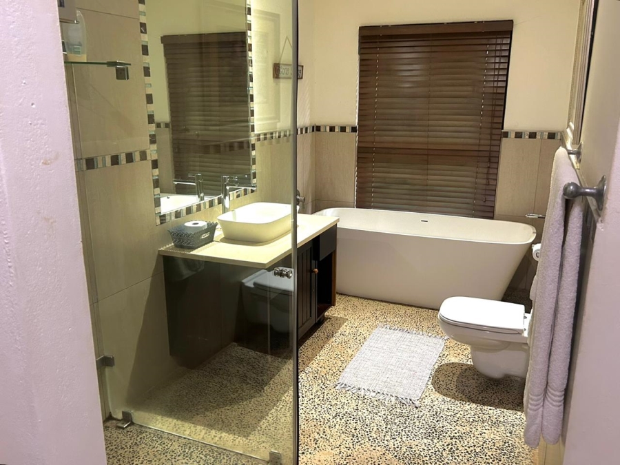 Commercial Property for Sale in Hartbeespoort Rural North West